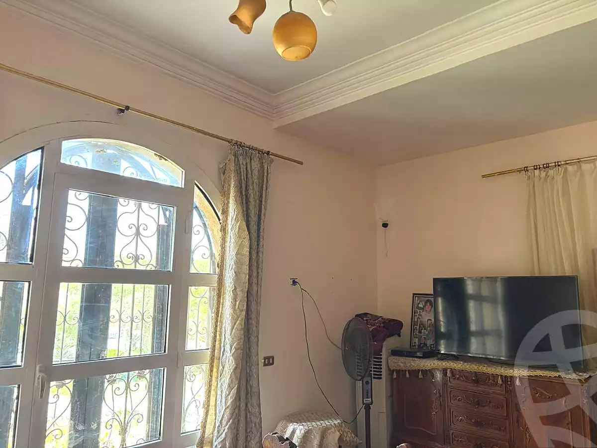 https://aqarmap.com.eg/ar/listing/7097029-for-sale-cairo-6th-of-october-el-ahyaa-neighborhood-1st-al-maahad