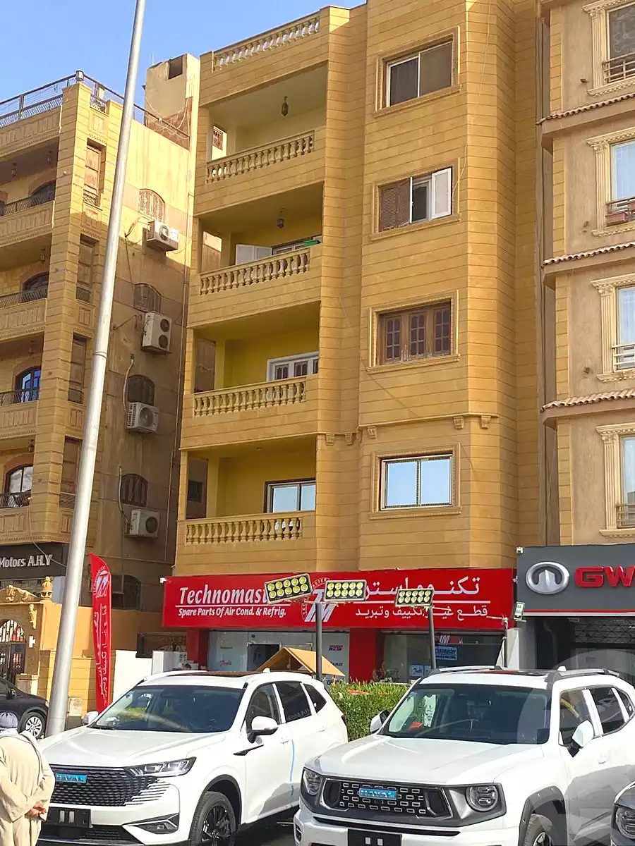 https://aqarmap.com.eg/ar/listing/7097094-for-sale-cairo-6th-of-october-el-ahyaa-neighborhood-3rd-al-hay-al-thalith-st