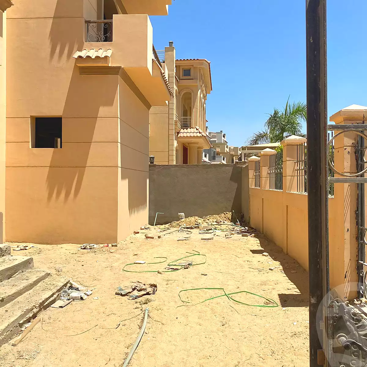https://aqarmap.com.eg/ar/listing/7097197-for-sale-cairo-6th-of-october-compounds-dream-land-flower-resort