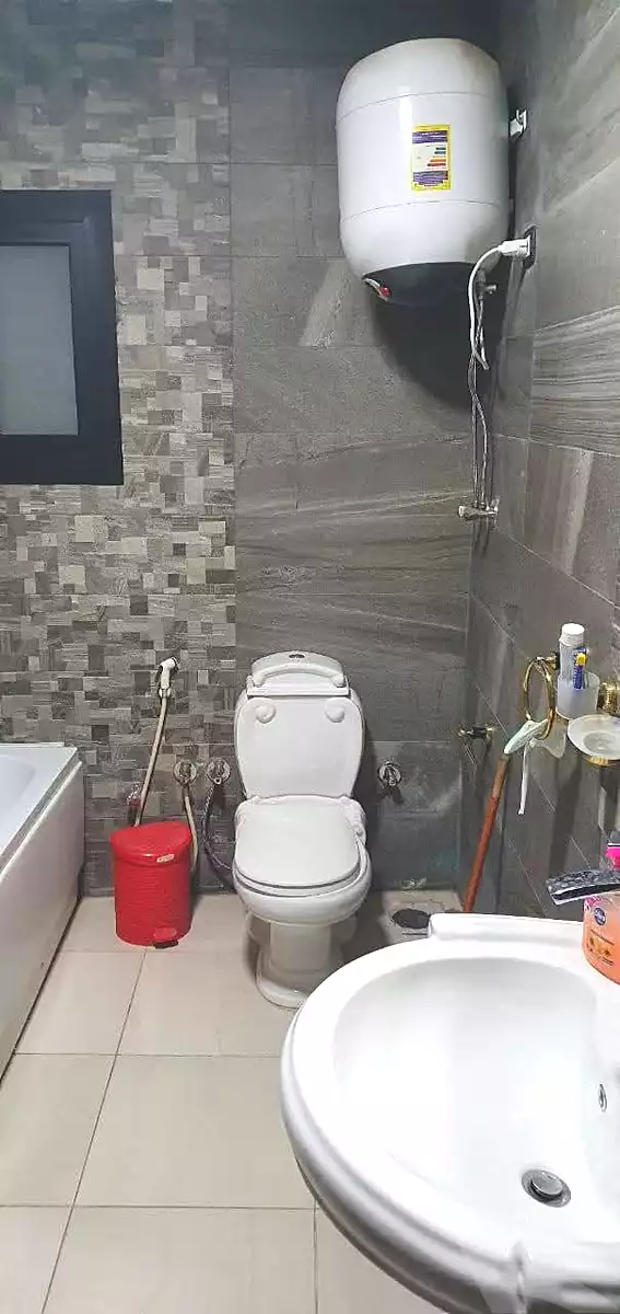https://aqarmap.com.eg/ar/listing/7097374-for-sale-cairo-el-haram-nazlt-el-batran