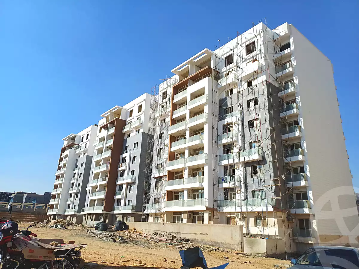 https://aqarmap.com.eg/en/listing/7097426-for-sale-cairo-new-administrative-capital-r7-oia