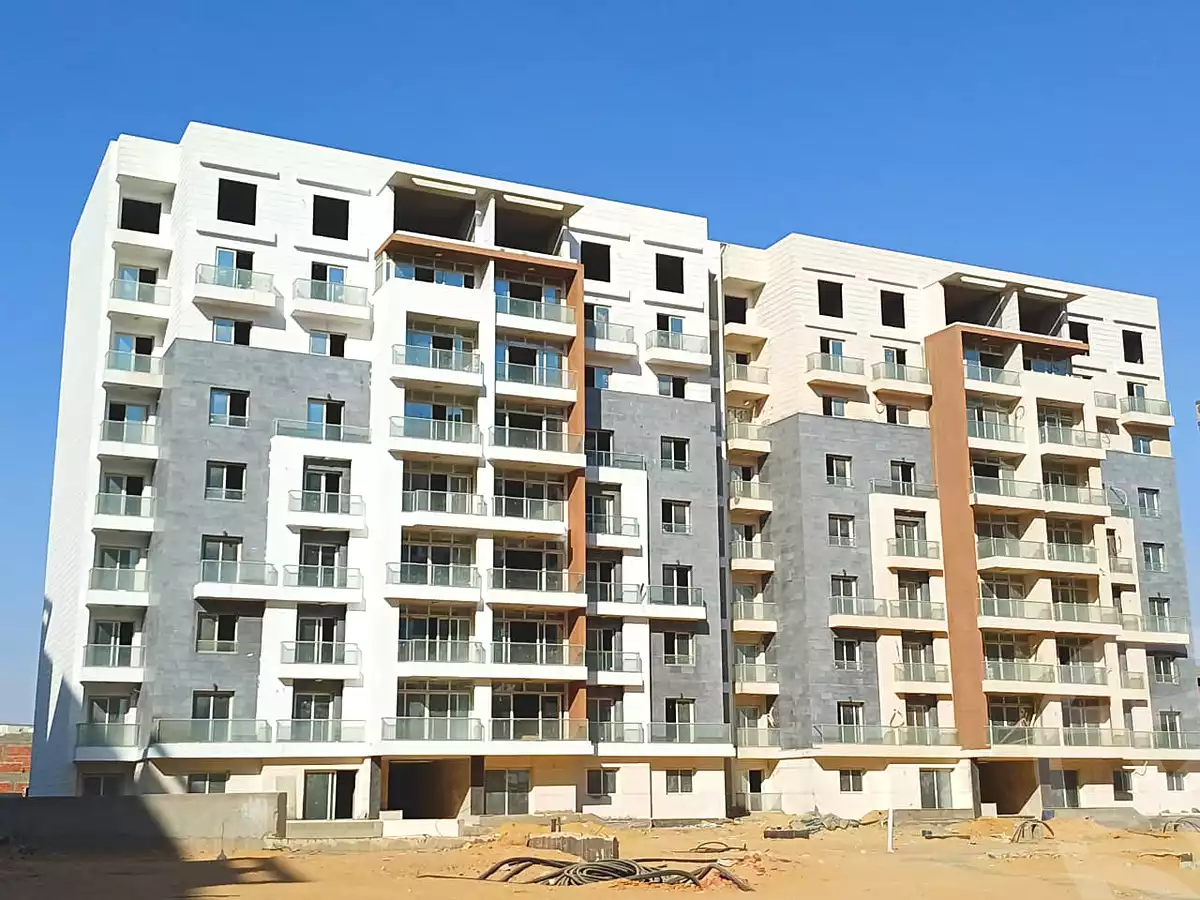 https://aqarmap.com.eg/en/listing/7097449-for-sale-cairo-new-administrative-capital-r7-oia