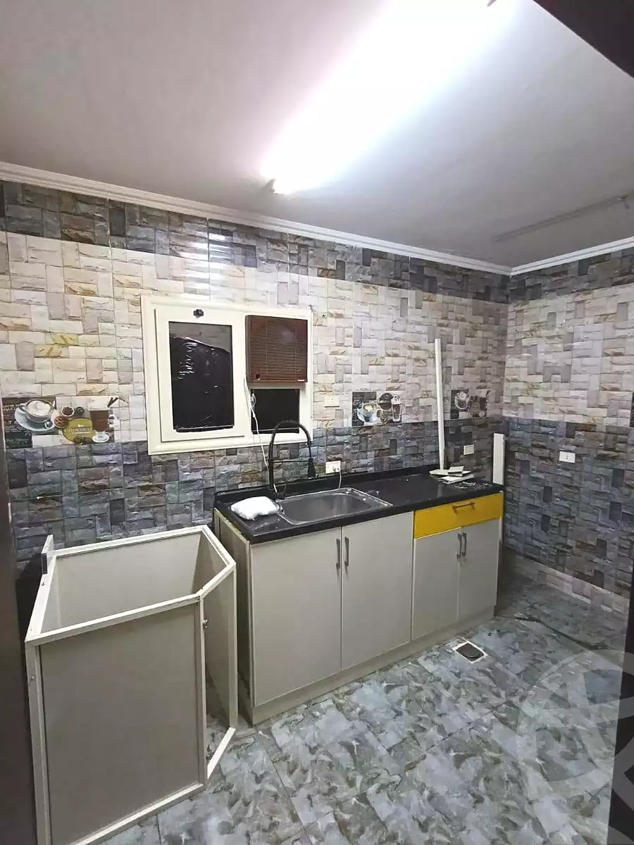 https://aqarmap.com.eg/ar/listing/7097755-for-sale-cairo-helwan-ahmed-enci-st