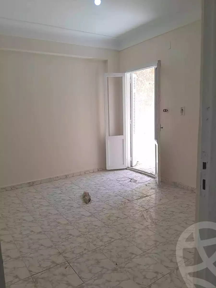 https://aqarmap.com.eg/en/listing/7097815-for-sale-alexandria-al-agamy-el-hanouvel-el-salam-st