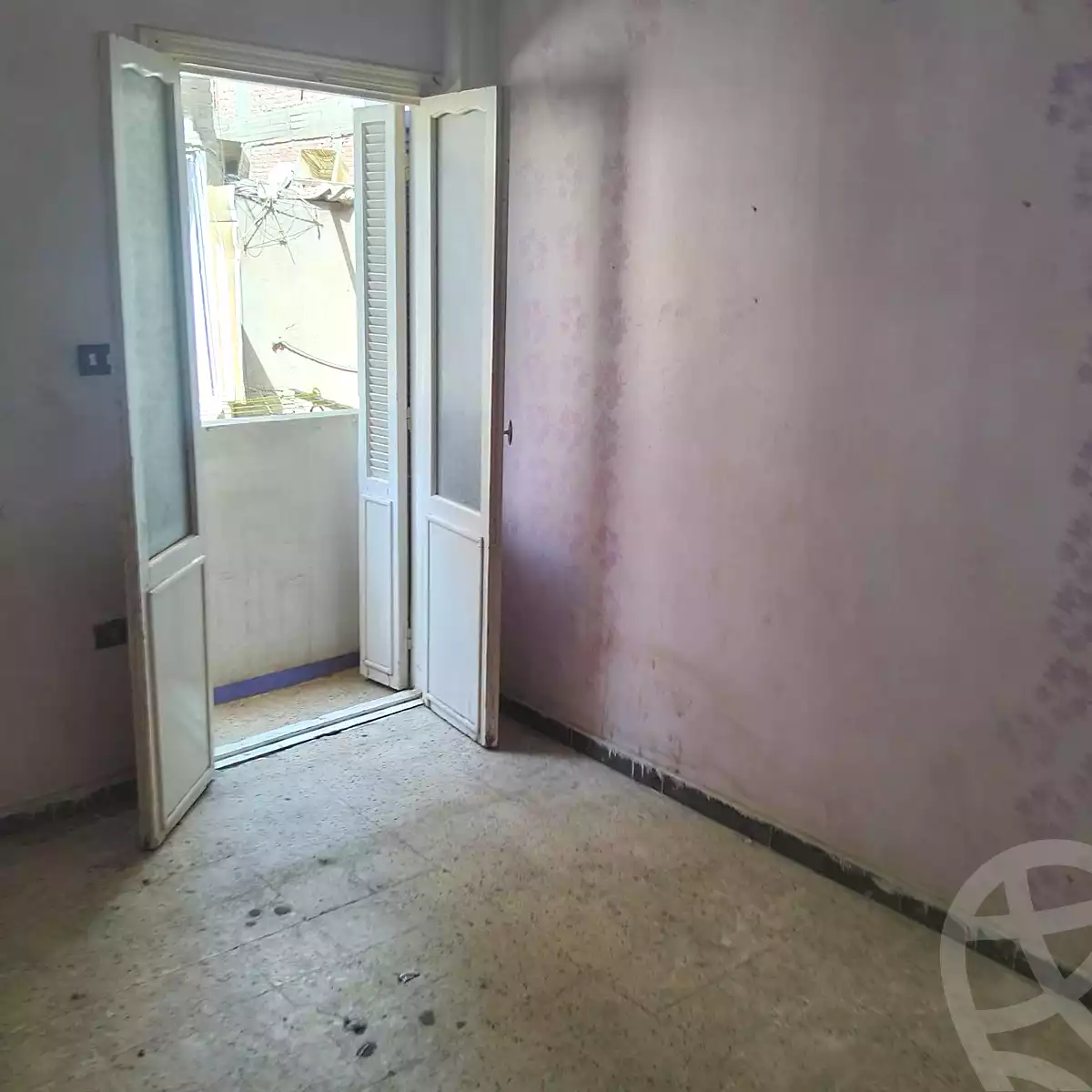 https://aqarmap.com.eg/ar/listing/7098255-for-rent-cairo-ain-shams-mnshy-lthryr