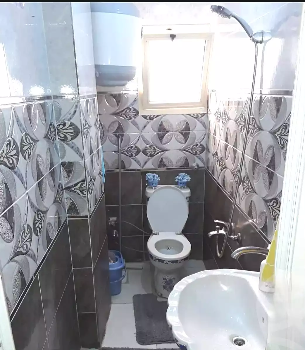 https://aqarmap.com.eg/en/listing/7098300-for-sale-alexandria-el-mandara-alex-el-mandara-bahri