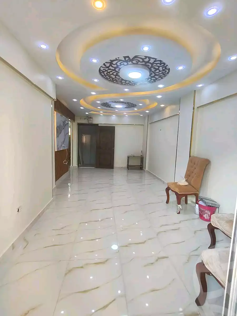 https://aqarmap.com.eg/ar/listing/7098360-for-sale-alexandria-el-asafra-l-sfr-bhry-atlas-st