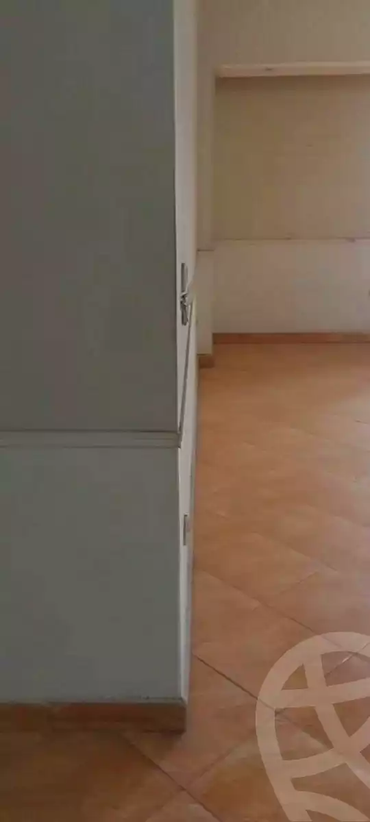 https://aqarmap.com.eg/en/listing/7098482-for-sale-cairo-ain-shams-jsr-lswys