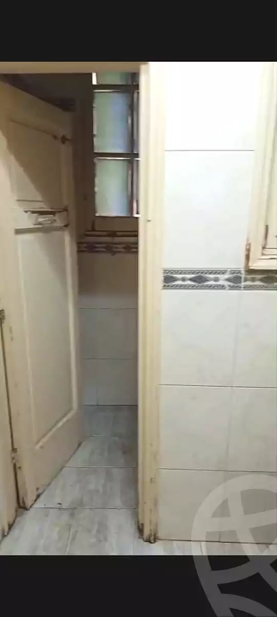 https://aqarmap.com.eg/ar/listing/7098591-for-rent-cairo-downtown-abdeen-el-gomhoreya-st