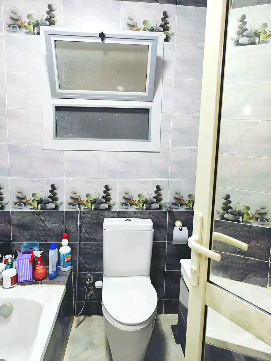 https://aqarmap.com.eg/en/listing/7098638-for-sale-alexandria-al-agamy-el-hanouvel-kasr-al-quiri-st-1