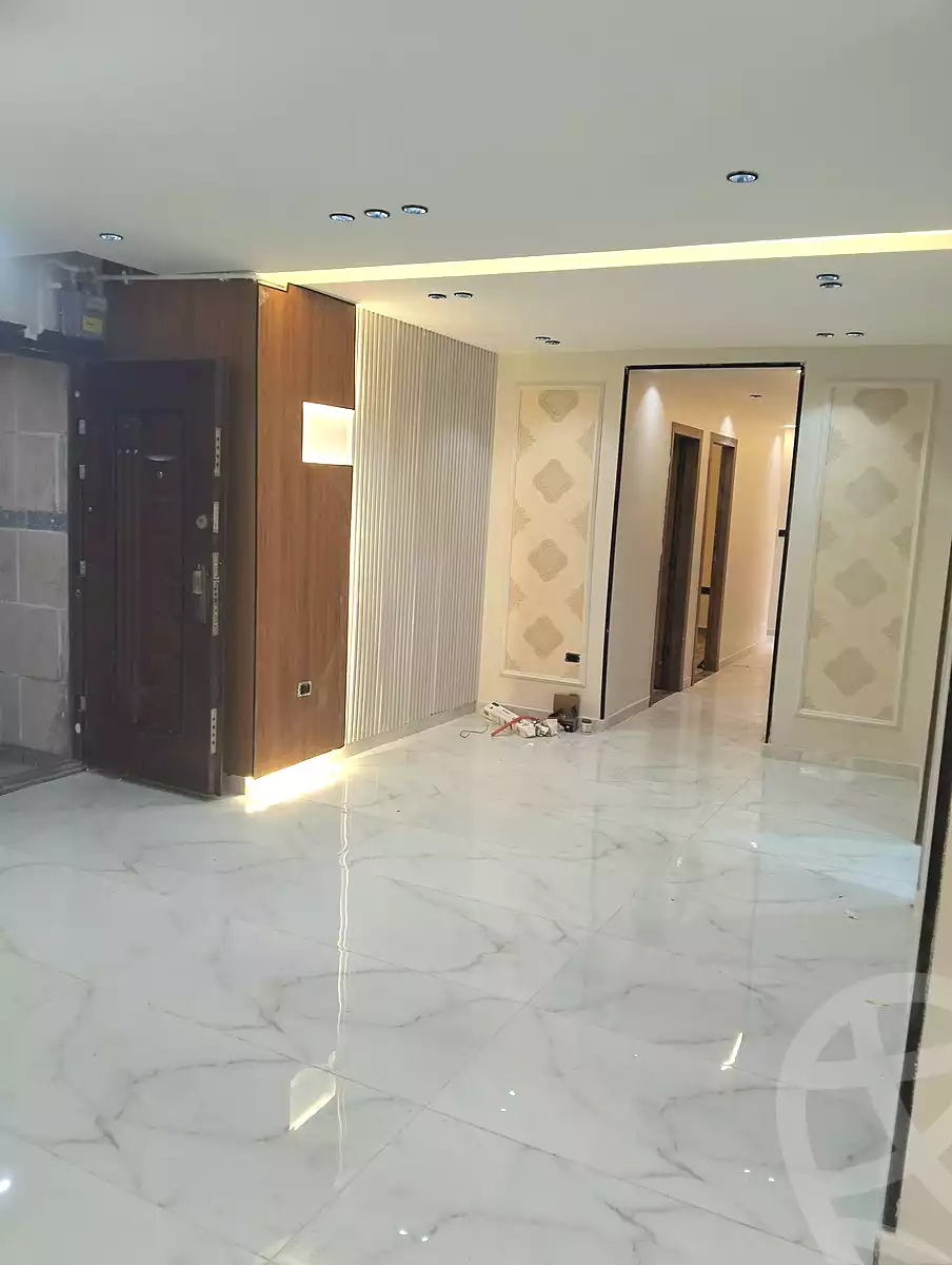 https://aqarmap.com.eg/en/listing/7098672-for-sale-cairo-mokattam-mokattam