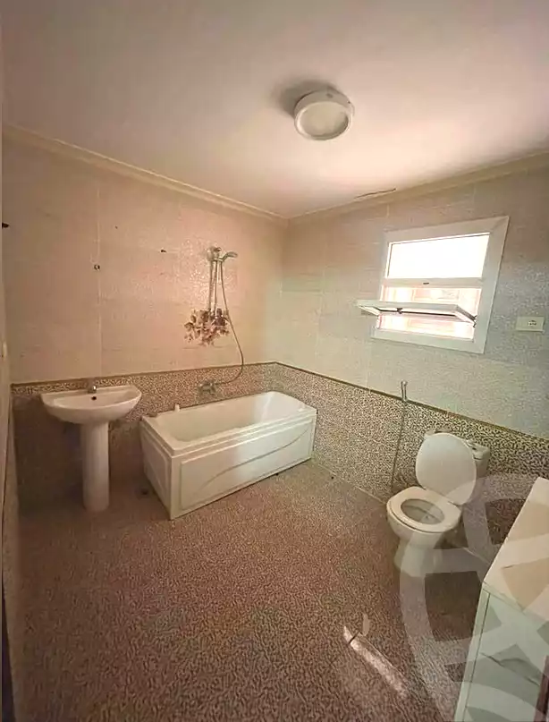 https://aqarmap.com.eg/ar/listing/7098773-for-sale-alexandria-el-mandara