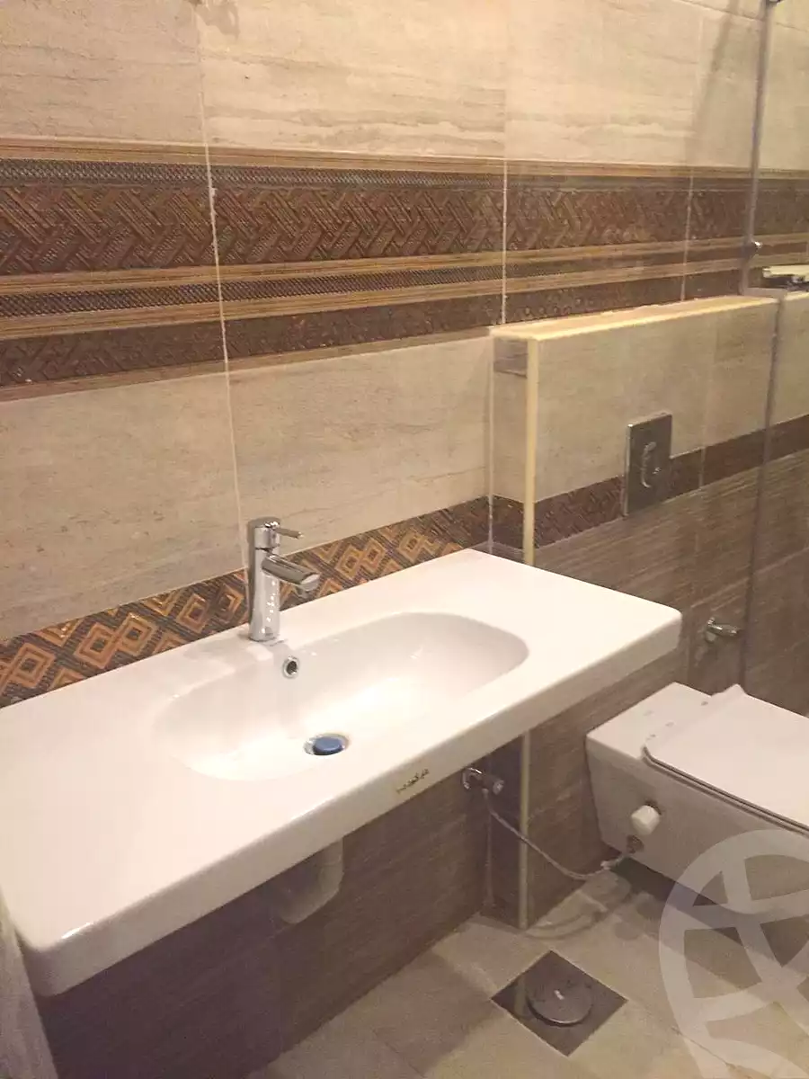 https://aqarmap.com.eg/ar/listing/7098919-for-rent-cairo-el-maadi-zahraa-el-maadi-al-khamseen-st