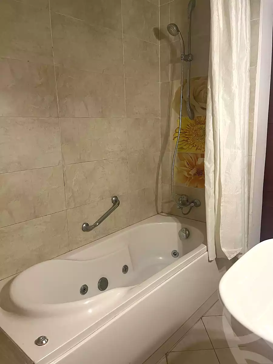 https://aqarmap.com.eg/en/listing/7098935-for-rent-cairo-el-maadi-degla-mydn-djl