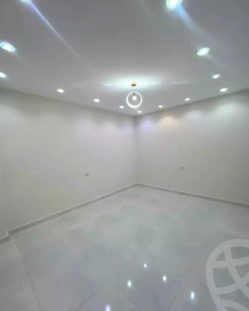 https://aqarmap.com.eg/ar/listing/7098947-for-sale-alexandria-al-agamy-lbytsh-bianchiii
