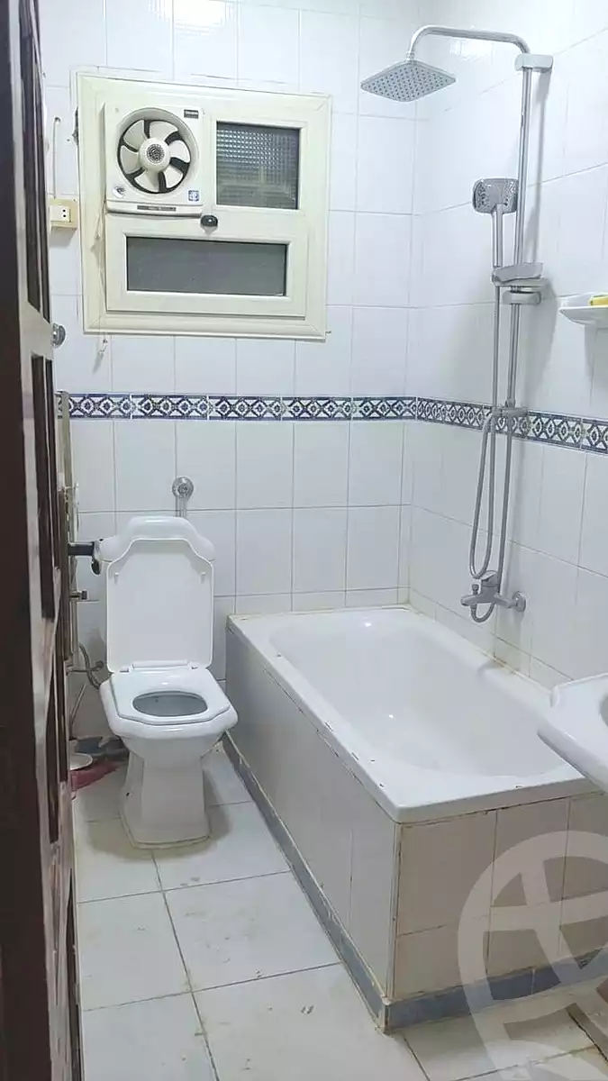 https://aqarmap.com.eg/ar/listing/7098976-for-sale-cairo-el-haram-shareaa-khatem-el-morsalen