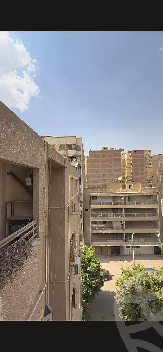 https://aqarmap.com.eg/ar/listing/7099179-for-sale-cairo-helwan-helwan-el-sharkeya-borhan-st