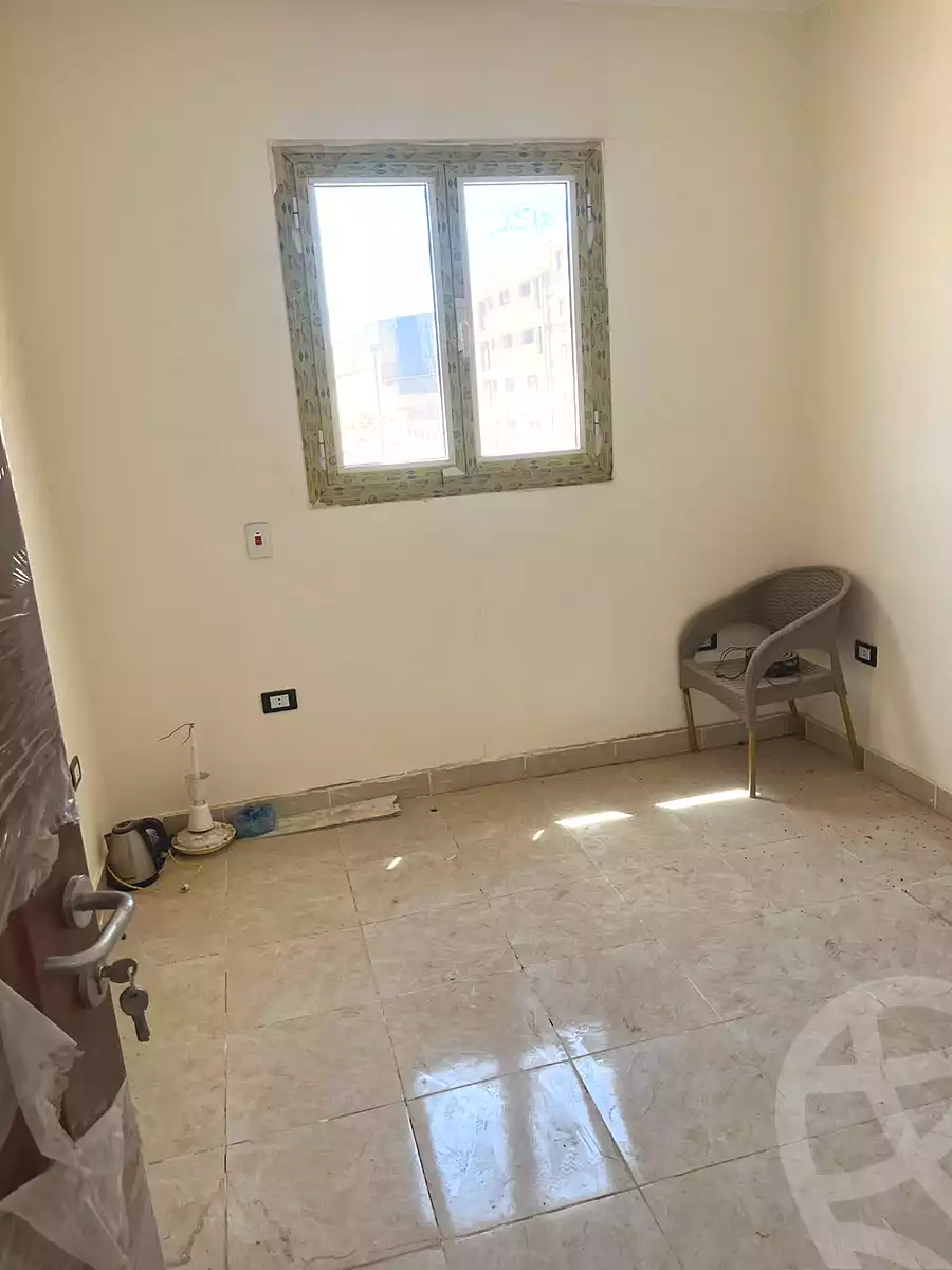 https://aqarmap.com.eg/ar/listing/7099196-for-rent-cairo-badr-city-manteqat-el-800-fadan