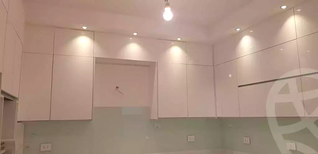 شقة بـ٣ غرف نوم في ايست تاون، صورة ٤ من ٨