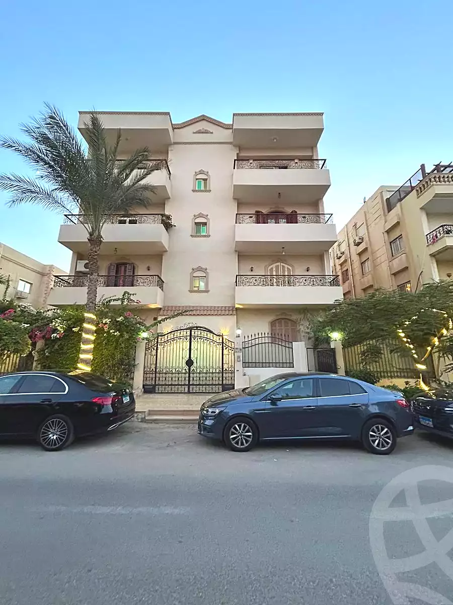 https://aqarmap.com.eg/en/listing/7099581-for-sale-cairo-new-cairo-madinaty-lmntq-lthnyh-fylt-group-12