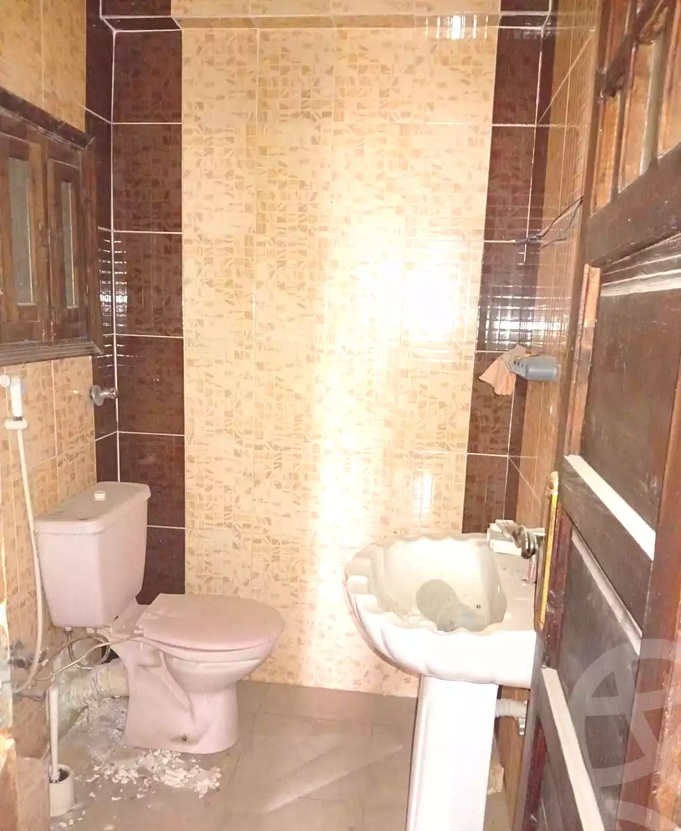 https://aqarmap.com.eg/ar/listing/7099981-for-sale-alexandria-sydy-bshr-shr-mlk-hfny