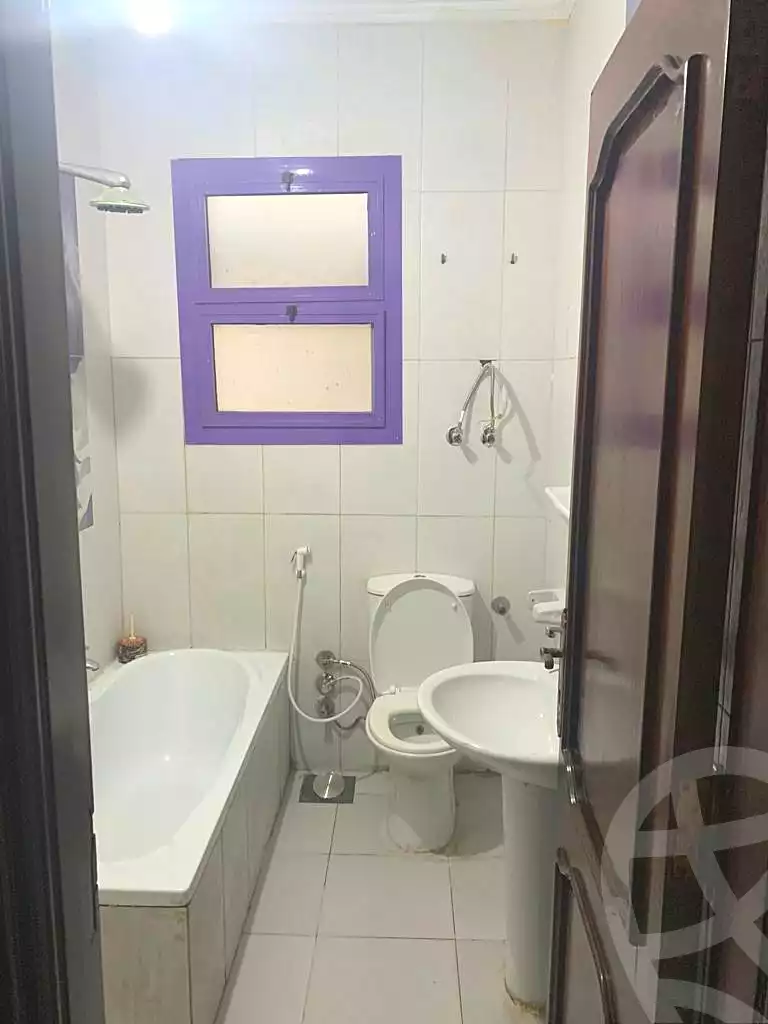 https://aqarmap.com.eg/ar/listing/7100002-for-rent-cairo-new-cairo-south-investors-zizinia-st