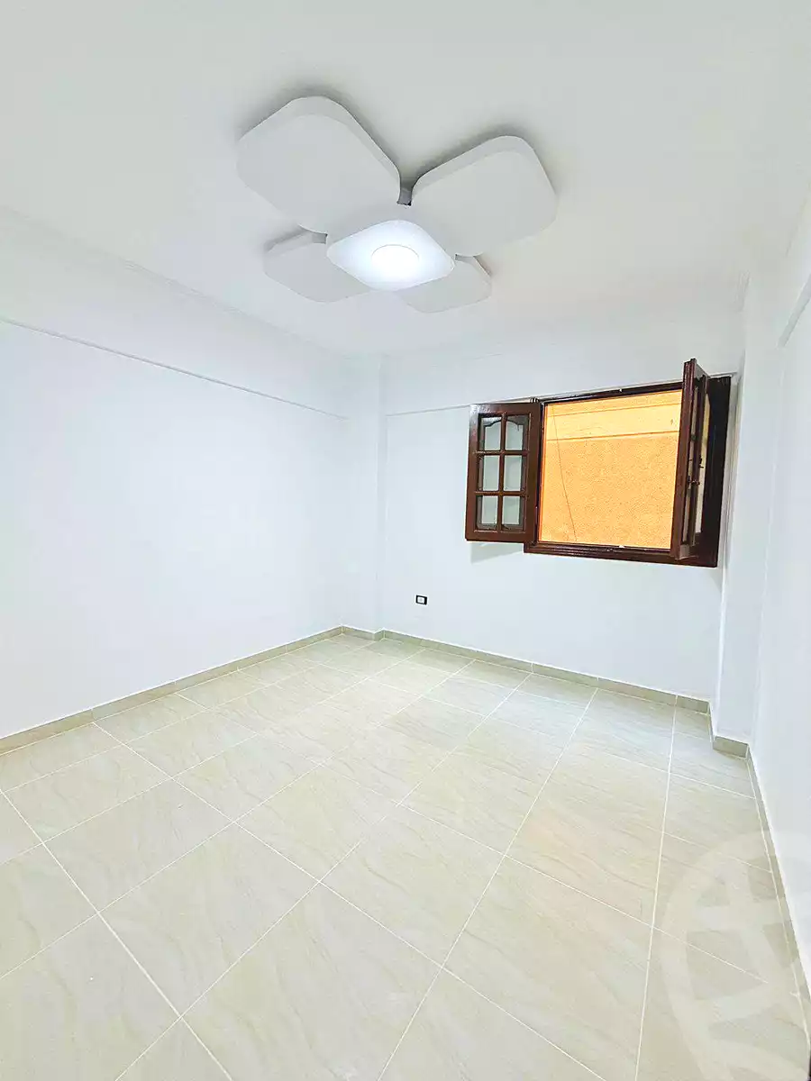 https://aqarmap.com.eg/ar/listing/7100133-for-sale-alexandria-al-agamy-shataa-el-nakheel