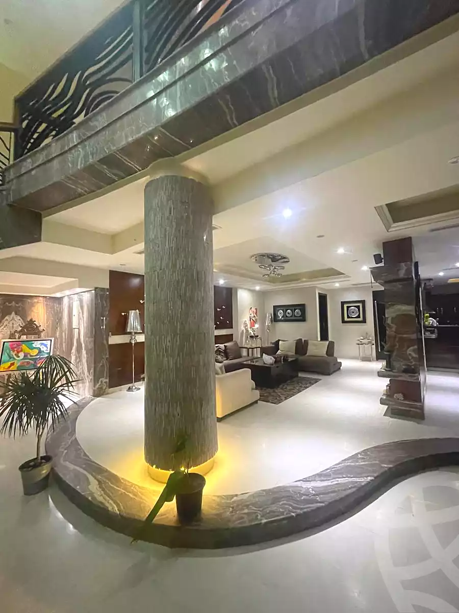 https://aqarmap.com.eg/ar/listing/7100172-for-sale-cairo-new-cairo-first-settlement-neighbourhood-5-el-shaheed-islam-raafat-st