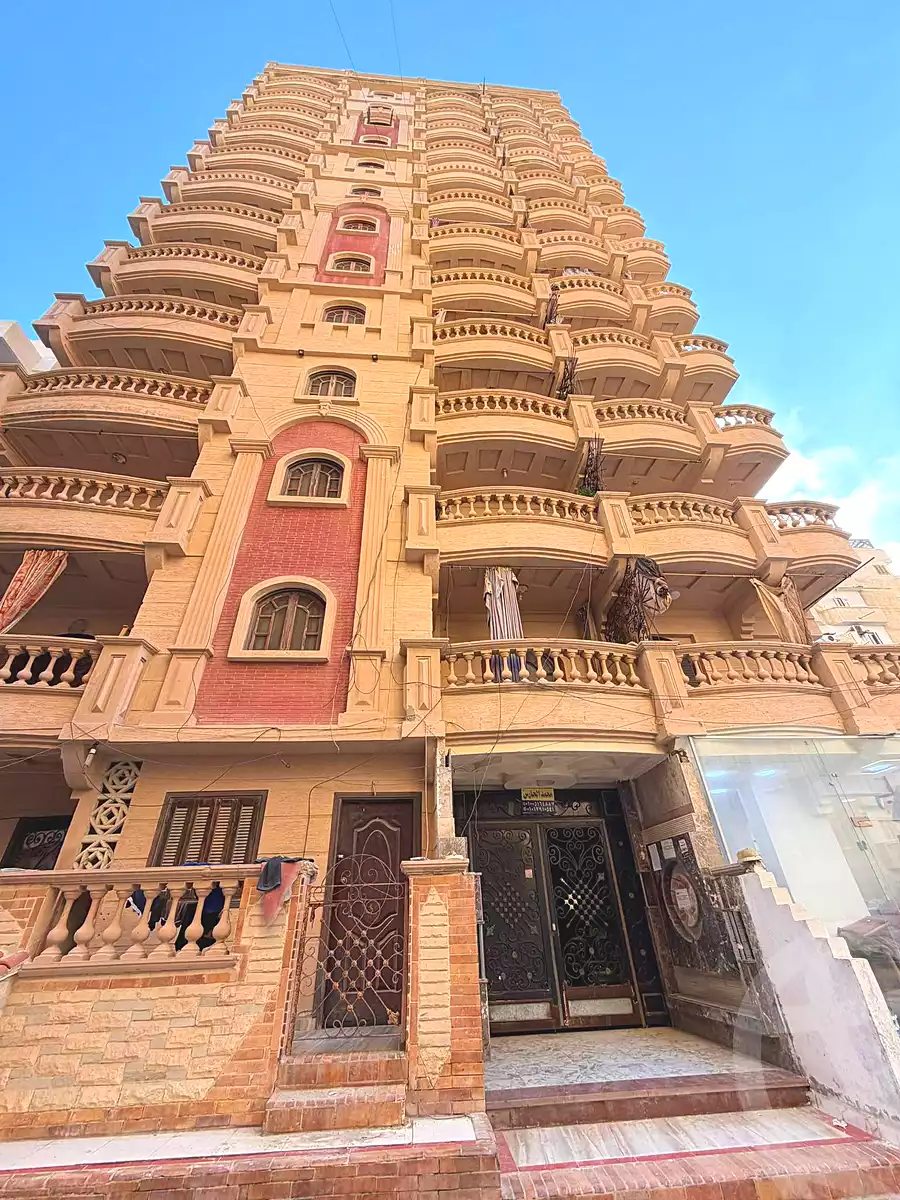 https://aqarmap.com.eg/ar/listing/7100179-for-sale-alexandria-al-agamy-shataa-el-nakheel