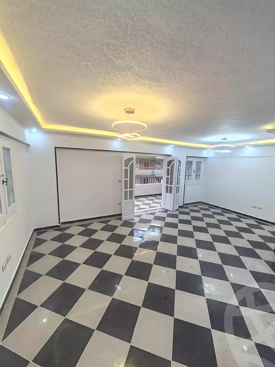 https://aqarmap.com.eg/ar/listing/7100196-for-sale-alexandria-al-agamy-shataa-el-nakheel