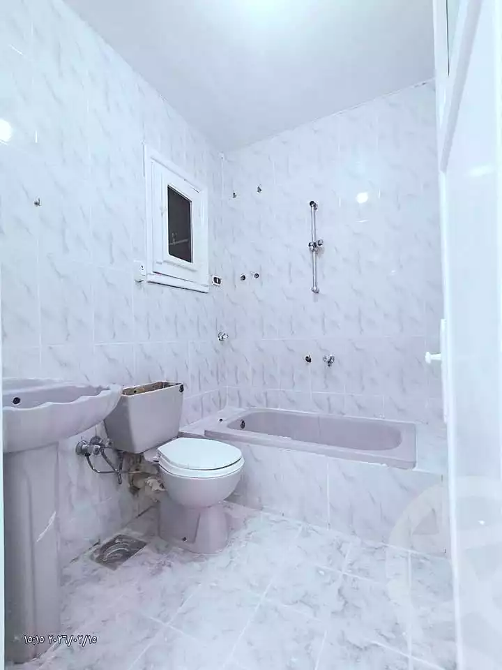 https://aqarmap.com.eg/ar/listing/7100254-for-sale-alexandria-al-agamy-shataa-el-nakheel