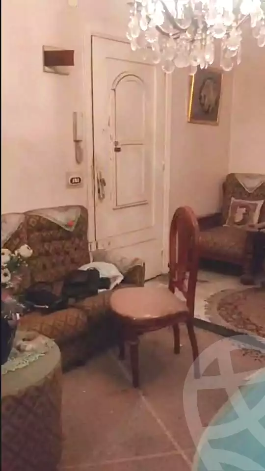 https://aqarmap.com.eg/ar/listing/7100458-for-sale-alexandria-glim