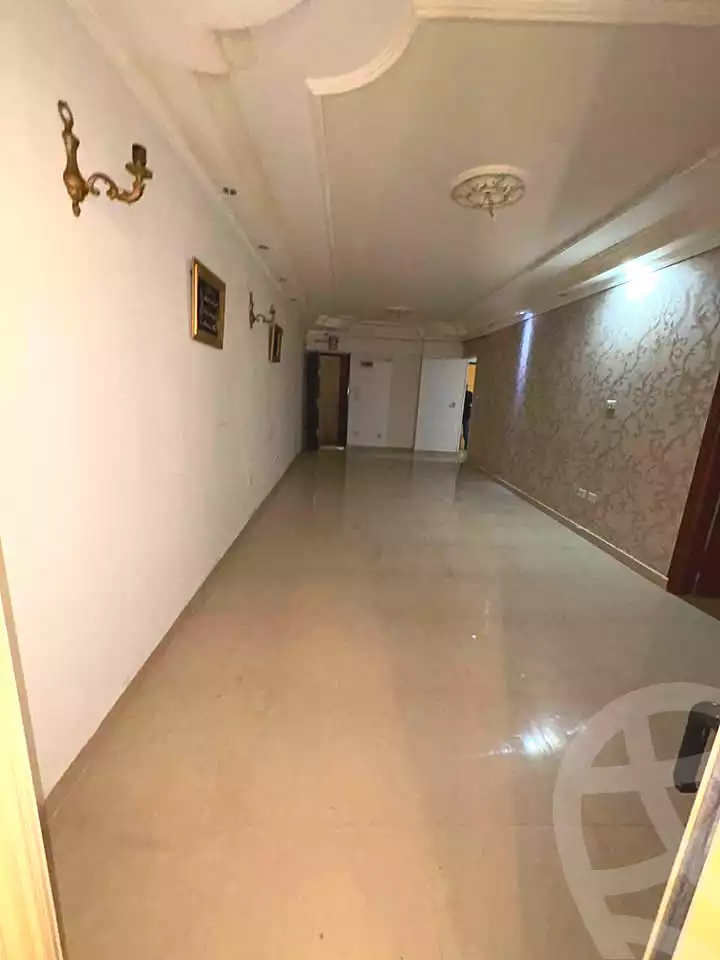 https://aqarmap.com.eg/ar/listing/7100461-for-sale-alexandria-smouha-el-nasr-st