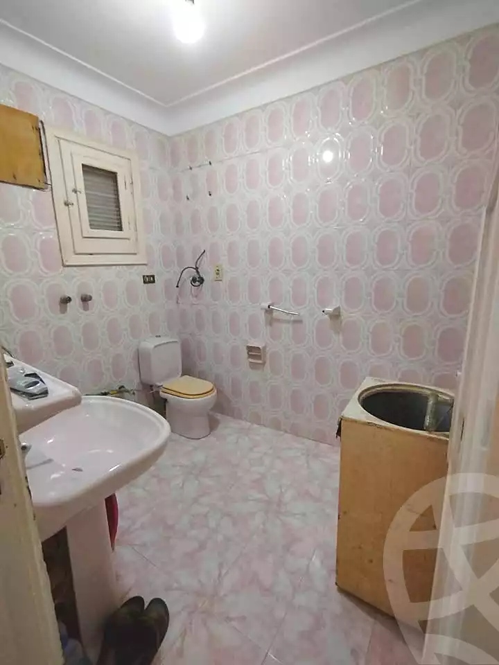 https://aqarmap.com.eg/ar/listing/7100551-for-sale-alexandria-al-agamy-lbytsh-bianchiii