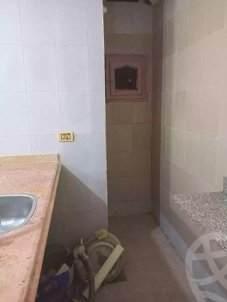 https://aqarmap.com.eg/ar/listing/7100808-for-sale-alexandria-al-agamy-lbytsh-shahr-al-assal-st