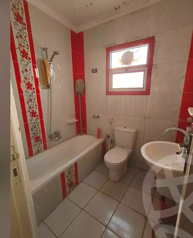 https://aqarmap.com.eg/ar/listing/7100834-for-sale-alexandria-sydy-bshr-sydy-bshr-qbly-mostafa-kamel-st