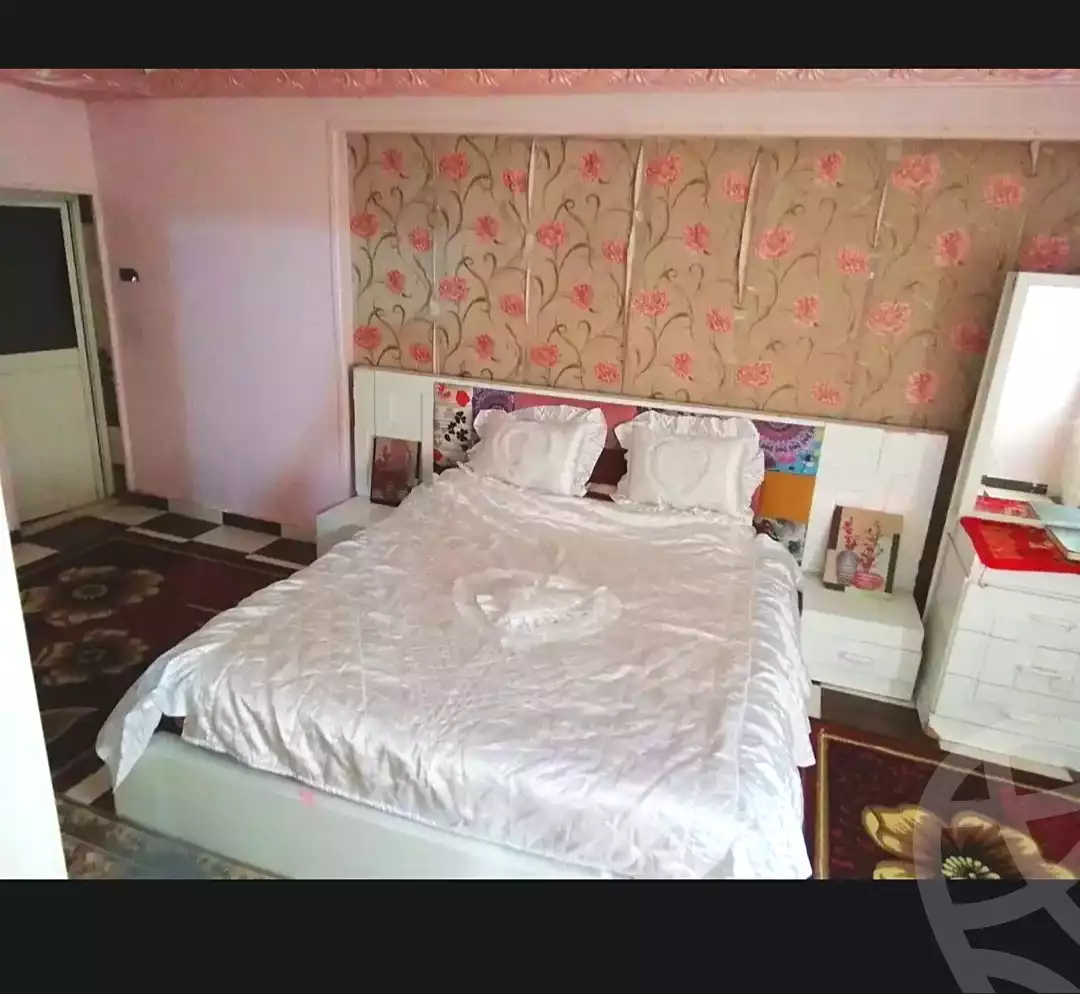 https://aqarmap.com.eg/ar/listing/7101112-for-sale-alexandria-sydy-bshr-sydy-bshr-bhry-shr-mhmd-njyb