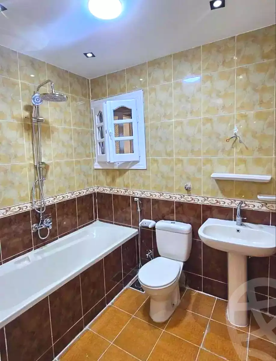 https://aqarmap.com.eg/ar/listing/7101126-for-sale-alexandria-miami-shr-jml-bd-lnsr