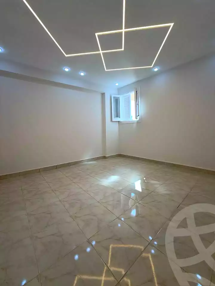 https://aqarmap.com.eg/ar/listing/7101701-for-sale-alexandria-el-asafra-l-sfr-qbly
