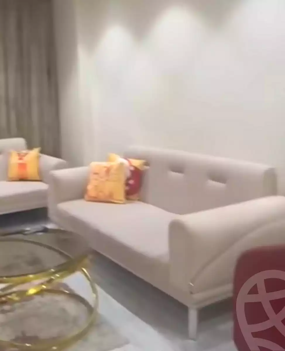 https://aqarmap.com.eg/ar/listing/7101848-for-sale-cairo-nozha-2-el-khamseen-st