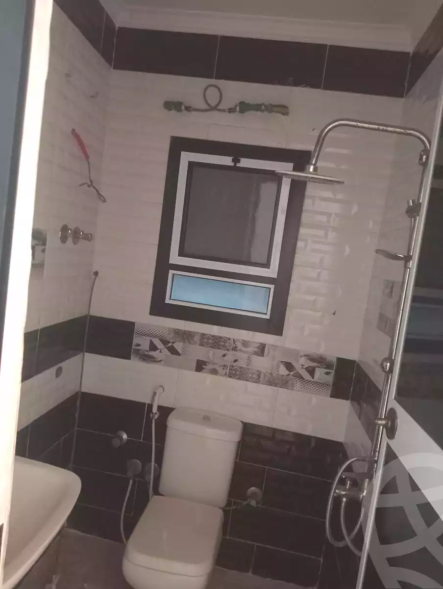 https://aqarmap.com.eg/ar/listing/7101978-for-sale-alexandria-al-agamy-lbytsh-el-hanafeya-st