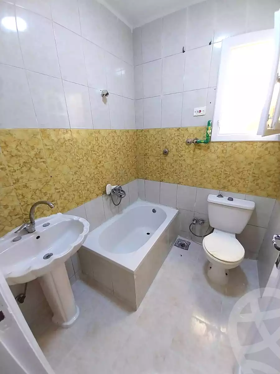 https://aqarmap.com.eg/ar/listing/7101988-for-sale-alexandria-al-agamy-shataa-el-nakheel