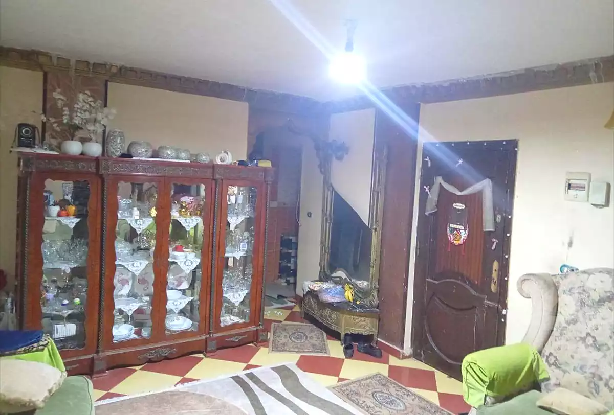 https://aqarmap.com.eg/ar/listing/7102103-for-sale-alexandria-al-agamy-bw-ywsf