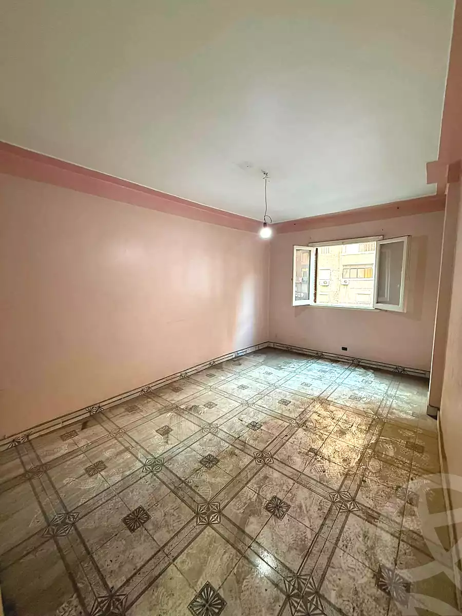 https://aqarmap.com.eg/ar/listing/7102196-for-sale-alexandria-miami-shr-jml-bd-lnsr