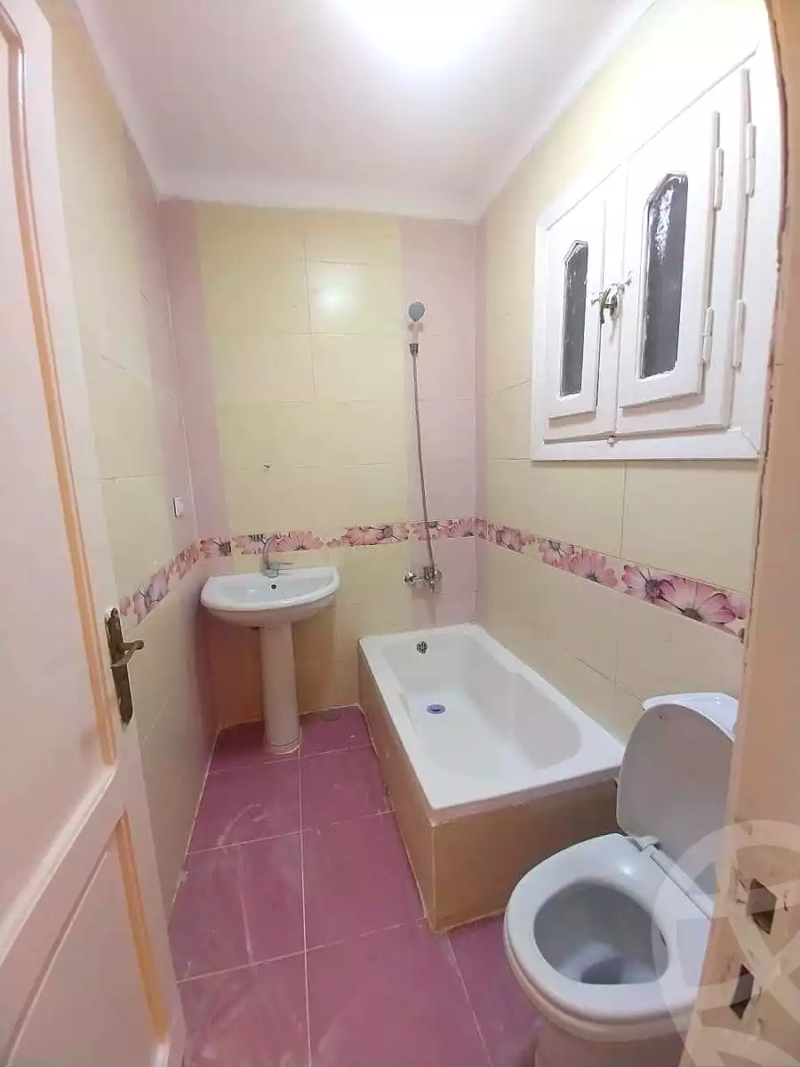 https://aqarmap.com.eg/ar/listing/7102289-for-sale-alexandria-al-agamy-shataa-el-nakheel
