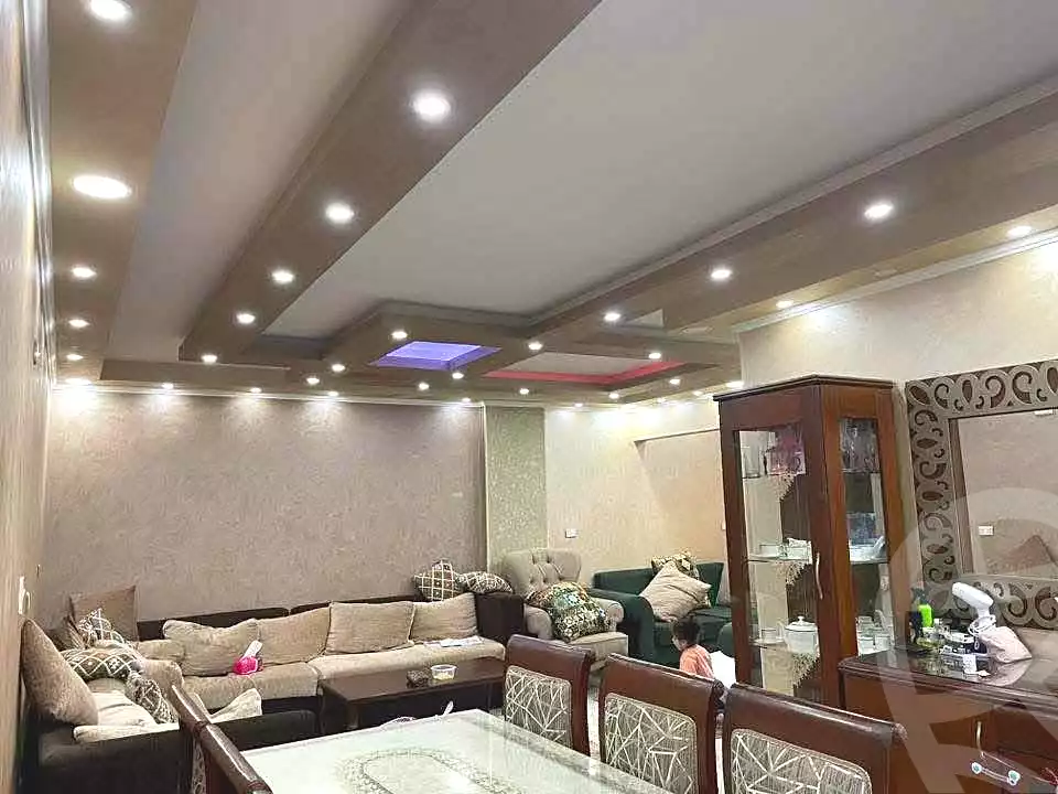 https://aqarmap.com.eg/ar/listing/7102348-for-sale-cairo-helwan-mahmoud-zaki-st