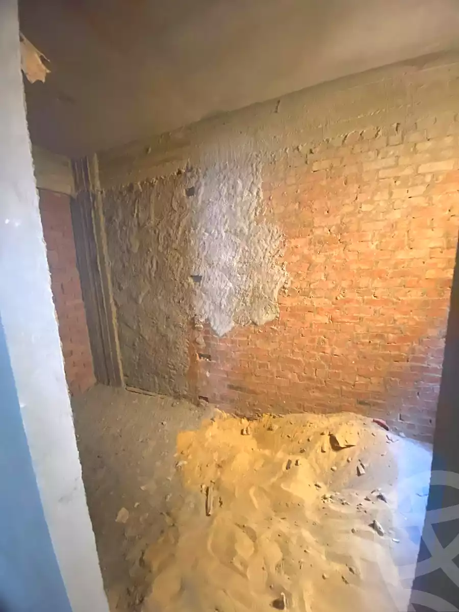https://aqarmap.com.eg/ar/listing/7102507-for-sale-cairo-new-cairo-ganob-el-akadamiya-south-academy-a-abo-zarr-el-ghifari-st