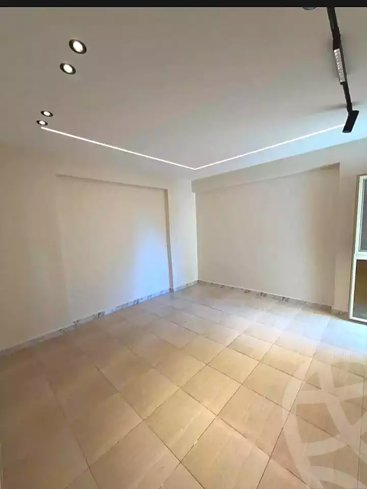 https://aqarmap.com.eg/ar/listing/7102590-for-sale-alexandria-al-agamy-lbytsh-bianchiii