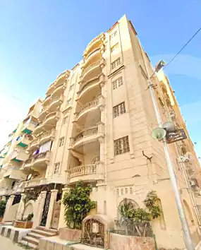 https://aqarmap.com.eg/ar/listing/7102648-for-sale-alexandria-al-agamy-shataa-el-nakheel