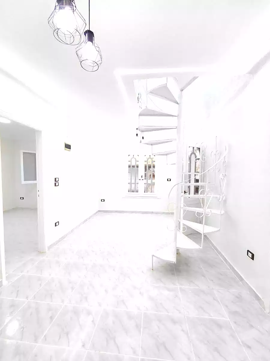 https://aqarmap.com.eg/ar/listing/7102719-for-sale-alexandria-al-agamy-shataa-el-nakheel